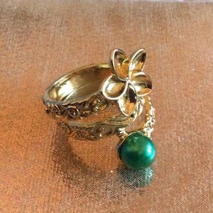 NWOT Hawaiian Ring